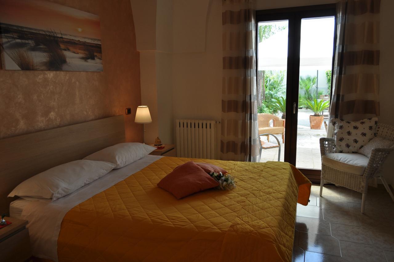 7 Contrade Bed & Breakfast Taranto Exterior photo